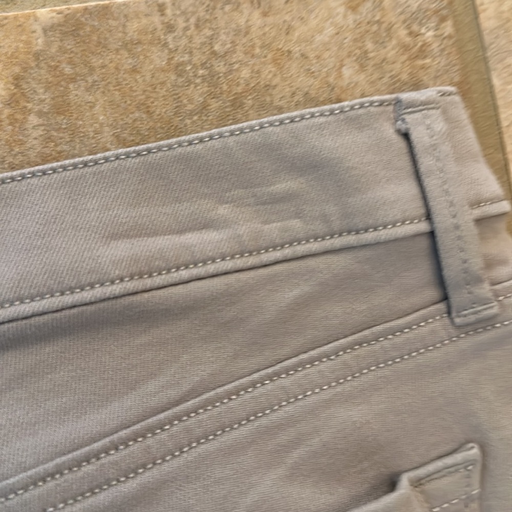 Loft Modern Cuffed Crop Jeans Size 2 - Picture 5 of 8